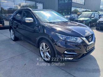 Damaged car Nissan Qashqai  2019/11