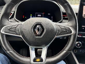 Renault Clio E-TECH RS-LINE - AUTOMATIC picture 25