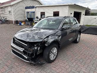 Volkswagen T-Roc  picture 5