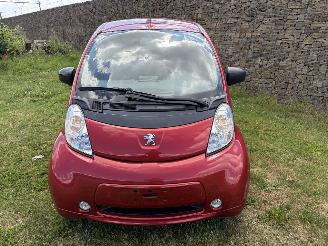 Schadeauto Peugeot iOn ELEKTRO  AIRCO 2019/8