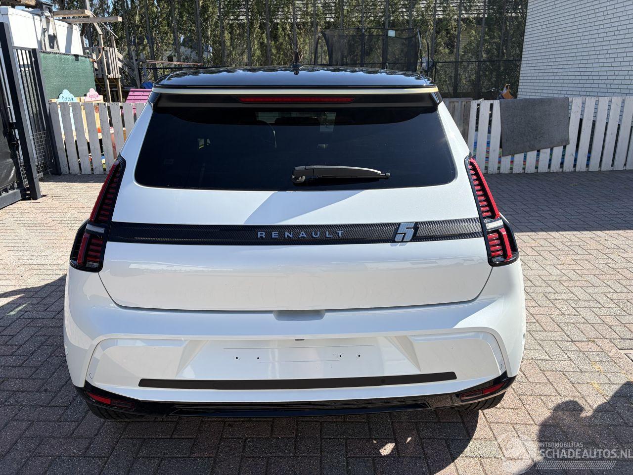 Renault 5 E-TECHNO NAVI