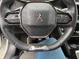 Peugeot 208 GT-LINE  KLIMATRONIK - NAVI picture 16