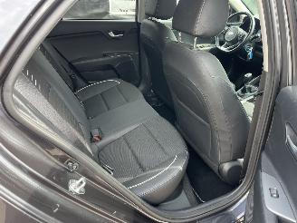 Kia Rio 1.0 T-GDI 100 GT-LINE picture 16