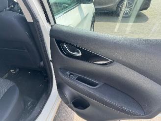 Nissan Qashqai 1.2 Acenta picture 11