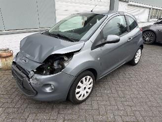 Vaurioauto  passenger cars Ford Ka 1.2 Titanium 2010/2