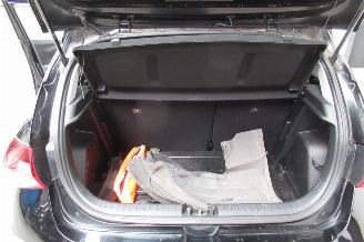 Hyundai I-20 SEDAN picture 21