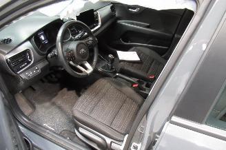 Kia Stonic SEDAN picture 14