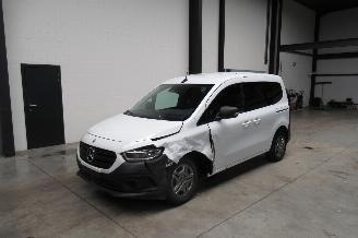 skadebil auto Mercedes Citan TOURER 2023/10