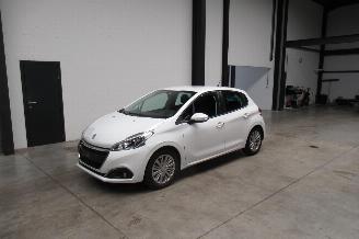 Avarii autoturisme Peugeot 208 SEDAN 2018/6