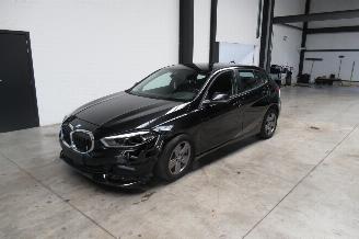 Damaged car BMW 1-serie ADVANTAGE 2021/9