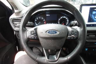 Ford Focus TITANIUM picture 20