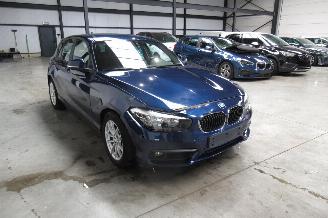 BMW 1-serie SEDAN picture 6