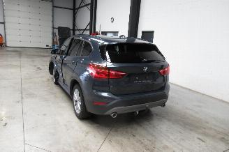 BMW X1 SUV picture 3