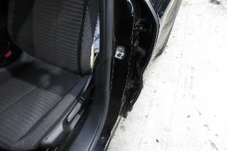 Peugeot 2008 STYLE picture 12