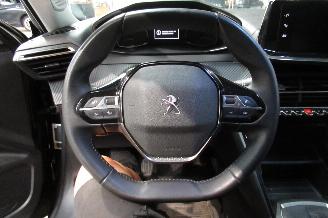 Peugeot 2008 STYLE picture 21