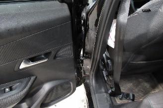 Peugeot 2008 STYLE picture 11
