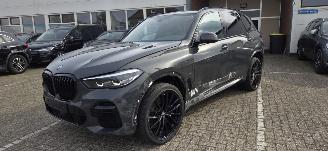 BMW X5  picture 2