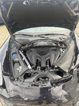 Porsche Panamera 4e PlugIn Hybride*Chrono*Panoramaschuifdak*360 Camera*Matrix Laserlicht*Luchtvering*Ambiente*Comfortstoelen met Memory en leer*Bose sound* picture 9