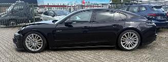 Porsche Panamera 4e PlugIn Hybride*Chrono*Panoramaschuifdak*360 Camera*Matrix Laserlicht*Luchtvering*Ambiente*Comfortstoelen met Memory en leer*Bose sound* picture 7