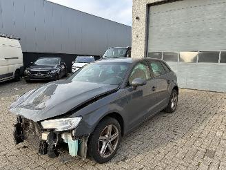 Vaurioauto  passenger cars Audi A3 AUDI A3 1.6TDI 2017 2017/1