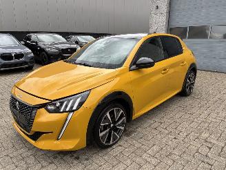 uszkodzony samochody osobowe Peugeot 208 PEUGEOT 208 1.2I GT AUTOMAAT 2020 2020/6