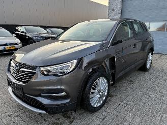 uszkodzony samochody osobowe Opel Grandland OPEL GRANDLAND X 1.2I 2020 2020/12