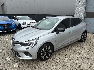 Renault Clio RENAULT CLIO 1.0I 2022 picture 1