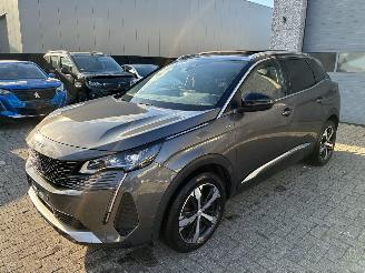 uszkodzony samochody osobowe Peugeot 3008 PEUGEOT 3008 1.5D GT 2021 2021/1