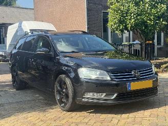 Auto incidentate Volkswagen Passat Variant 1.4 TSI Trendline BlueMotion 2013/1