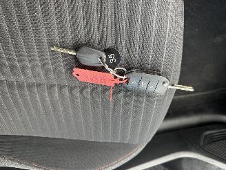 Peugeot 208 .2 PureTech Active picture 13