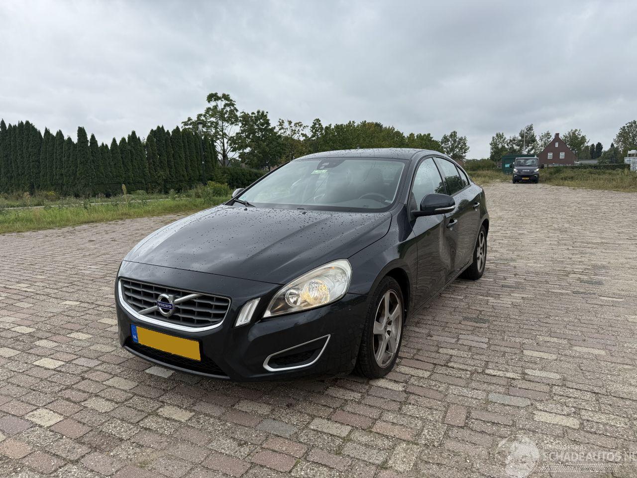 Volvo S-60 2.0 D3