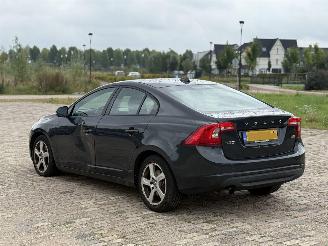 Volvo S-60 2.0 D3 picture 13