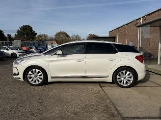 Citroën DS5 1.6 e-HDI picture 10