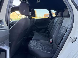 Volkswagen Taigo 1.0 TSI R Line PANO picture 17