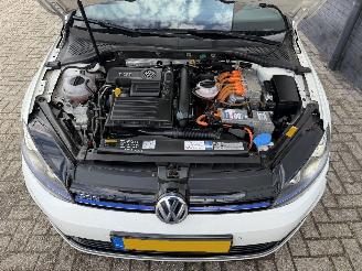 Volkswagen Golf 1.4 TSI GTE DSG picture 18