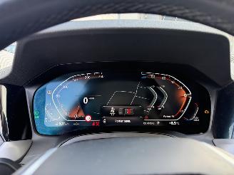 BMW 3-serie 320d x drive picture 16