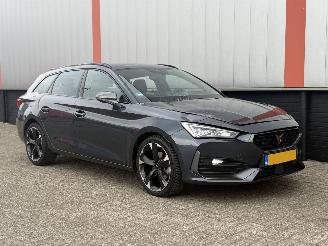 damaged passenger cars Cupra Leon 1.5 eTSI AUTOMAAT 2023/1