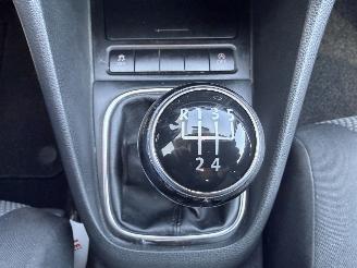 Volkswagen Golf 1.6 TDI Comfortline BlueMotion picture 11