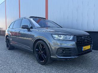 krockskadad bil auto Audi Q7 3.0 TDI quattro S LINE PANO 2015/1