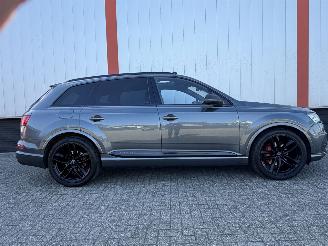 Audi Q7 3.0 TDI quattro S LINE PANO picture 3