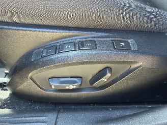 Volvo V-40 2.0 D2 Cross Country AUTOMAAT NAP picture 16