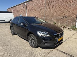 Unfallwagen Volvo V-40 2.0 D2 Cross Country AUTOMAAT NAP 2016/1
