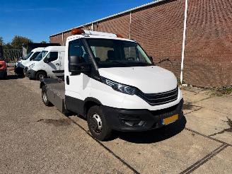 krockskadad bil auto Iveco Daily 3.0 NAP AUTOMAAT 2022/1