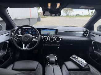 Mercedes Cla-klasse 180d Shooting brake AUTOMAAT picture 14