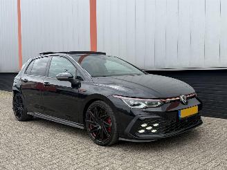 Schadeauto Volkswagen Golf 2.0 GTI HEAD UP PANO 2020/1