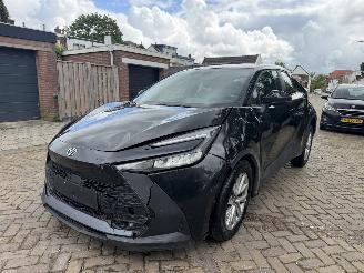 skadebil auto Toyota CH-R R HYBRID 1.8 72KW AUTOMAAT 2025/1