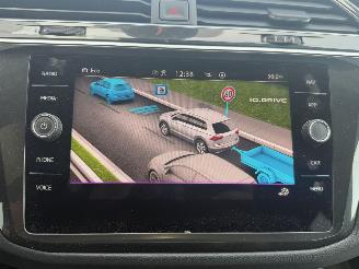 Volkswagen Tiguan 1.4 TSI eHybrid R-Line HEAD UP PANO picture 28