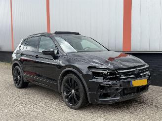 Schadeauto Volkswagen Tiguan 1.5 TSI R LINE AUTOMAAT NAP!! 2019/1