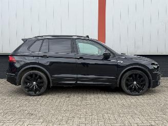 Volkswagen Tiguan 1.5 TSI R LINE AUTOMAAT NAP!! picture 2