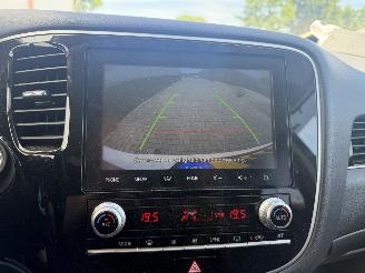 Mitsubishi Outlander 2.5 PHEV Intense + picture 19